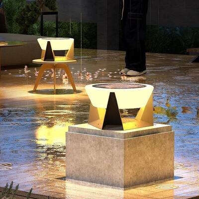 Modern IP65 Solar Garden Light With Three Colors In One For Villa Wall Fence Gate Cap & Patio Decor